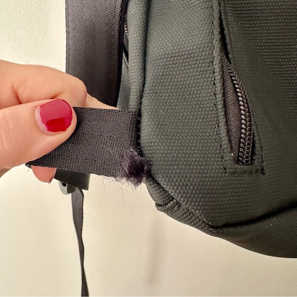 Pre Loved Petunia Pickle Bottom Meta Backpack - Black Matte Canvas - Picture 4 of 16